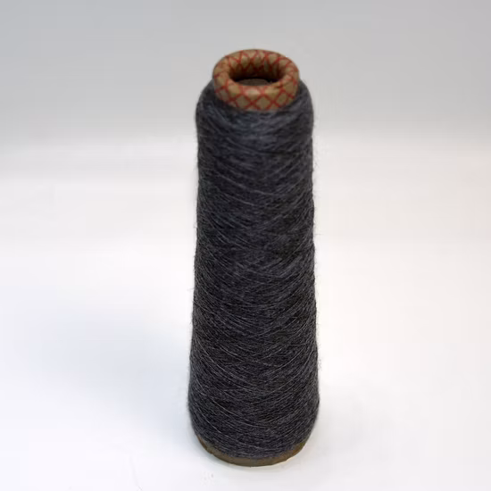 Fil de couleur fantaisie 100% acrylique de haute qualité, vente en gros, pour pulls et chapeaux tricotés à la main